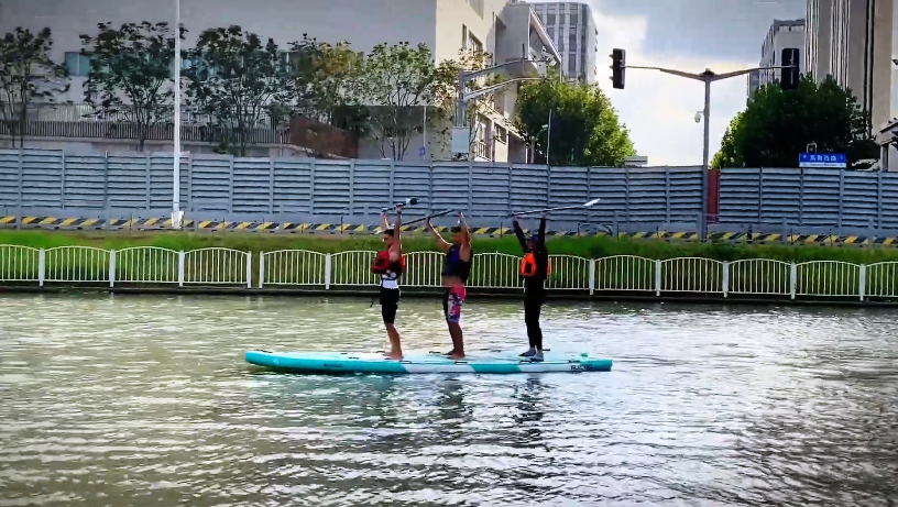 multi-person stand-up paddleboard