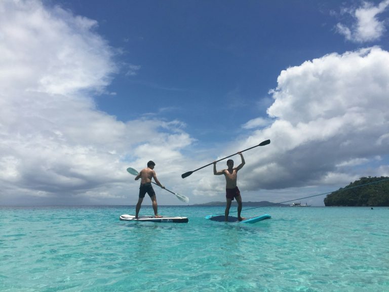 safety tips for beginner stand-up paddleboarders