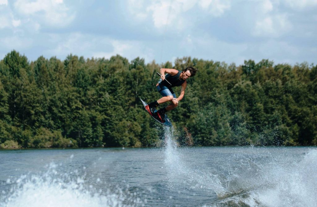 Improving balance in wakeboarding